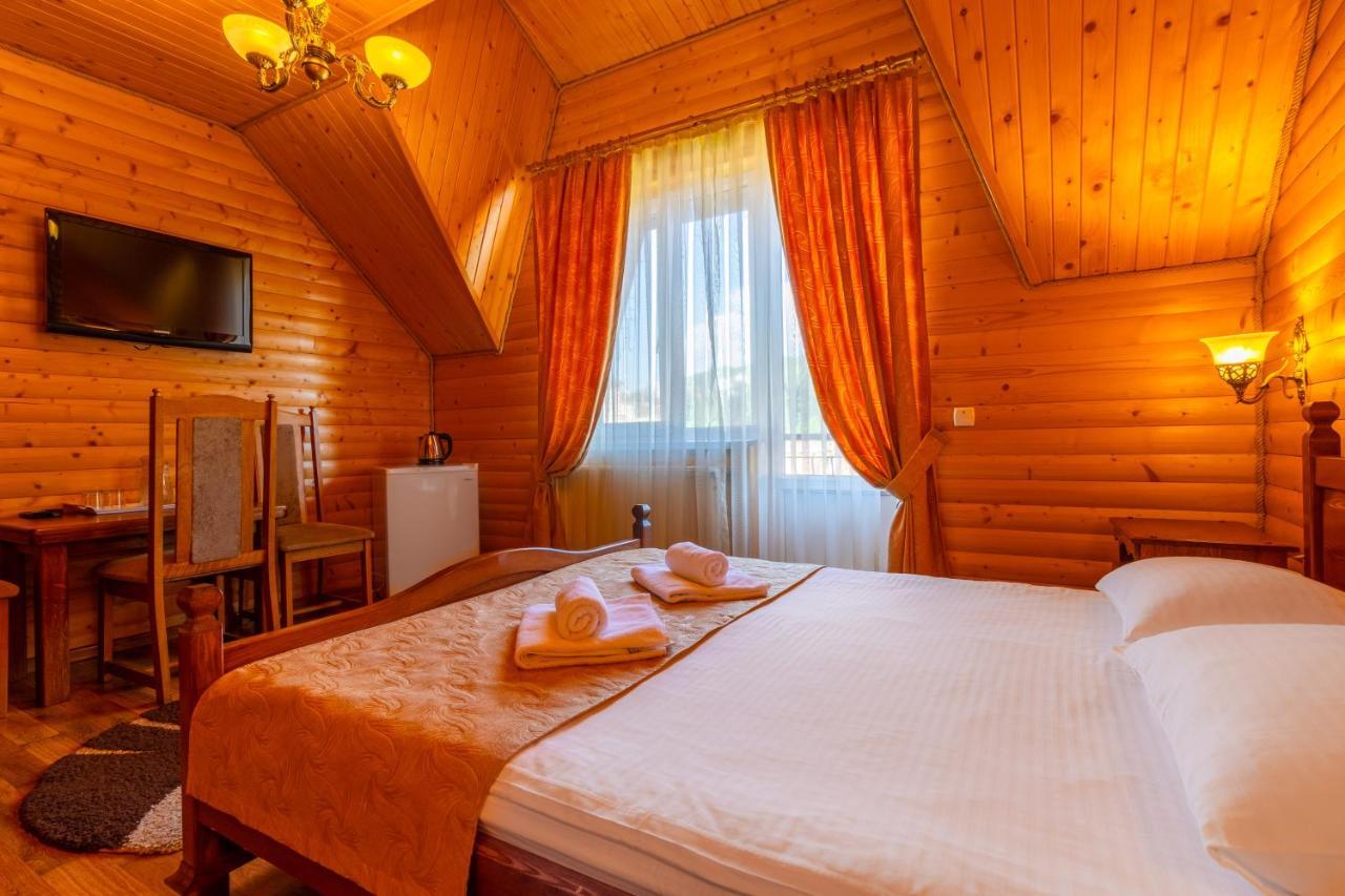 Villa Nikoletta Spa Boekovel Buitenkant foto