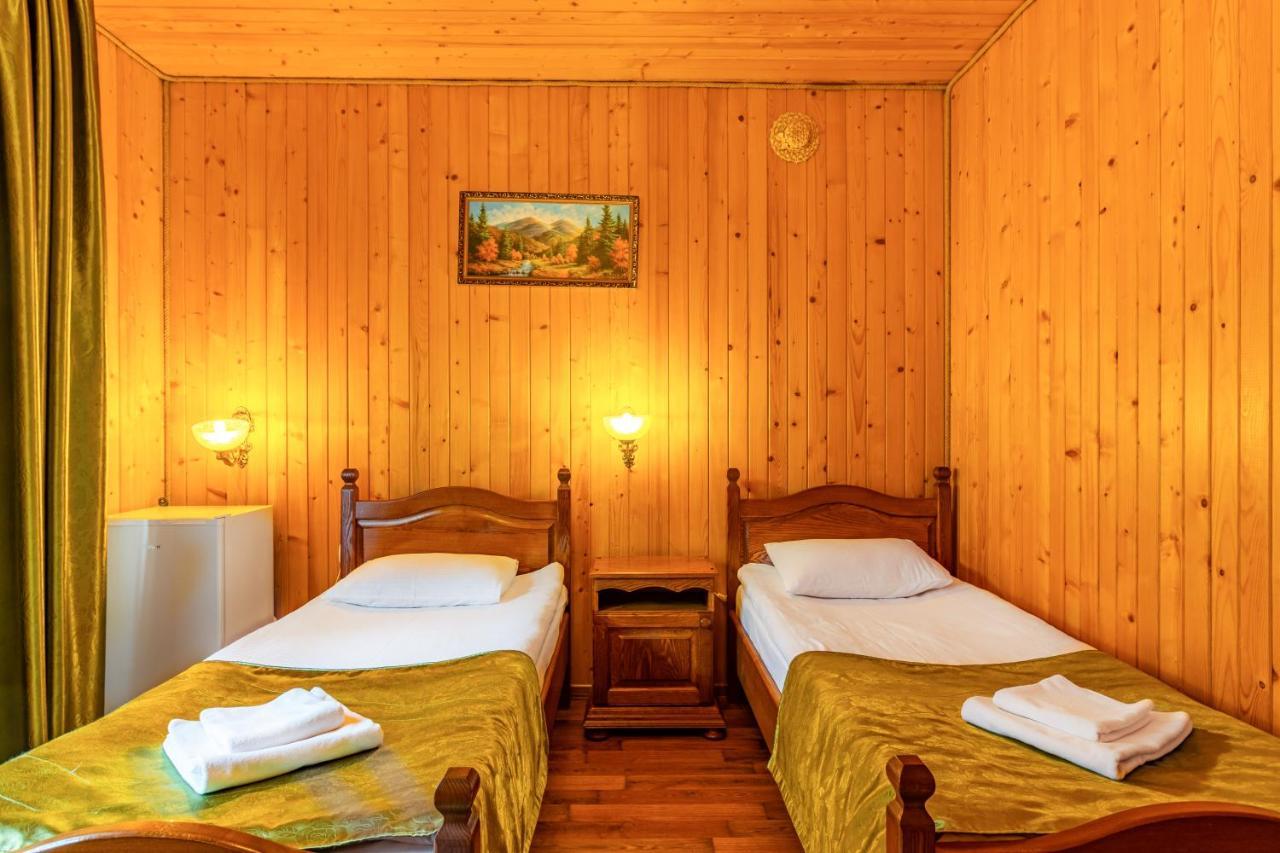 Villa Nikoletta Spa Boekovel Buitenkant foto