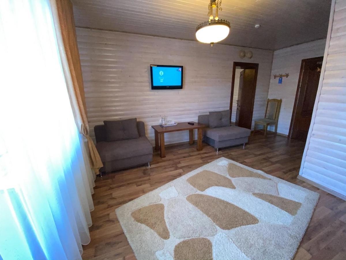 Villa Nikoletta Spa Boekovel Buitenkant foto